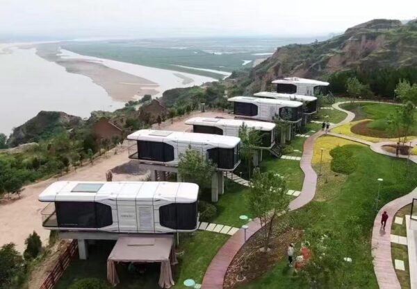 Modular Smart Living Unit for 4 Persons